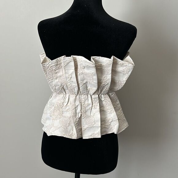 Do + Be Sleeveless Top - Picture 5 of 6